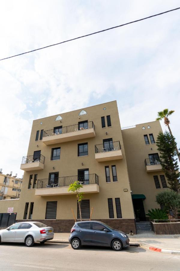 Nahal Oz 33 Aparthotel Bat Jám Kültér fotó